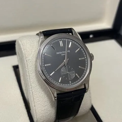 Patek Philippe Calatrava 6119G-001 39mm White gold Gray 1