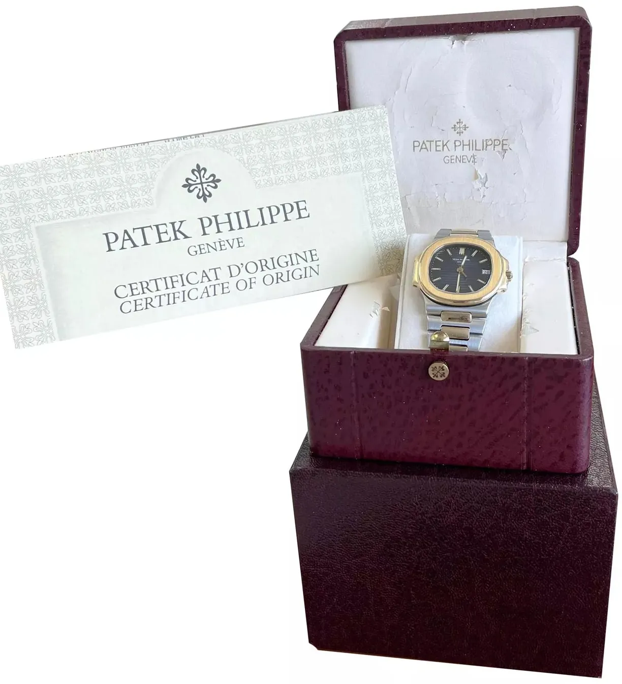 Patek Philippe Nautilus 3800/001 37mm Yellow gold Blue 7