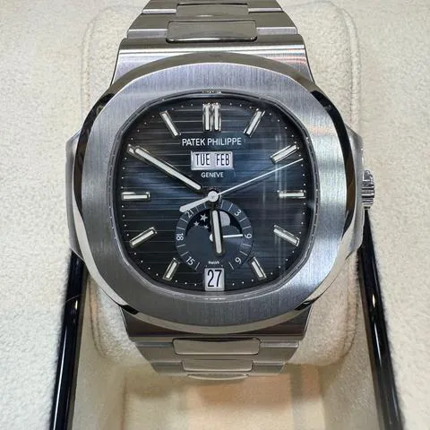 Patek Philippe Nautilus 5726/1A-014 40.5mm Stainless steel Blue