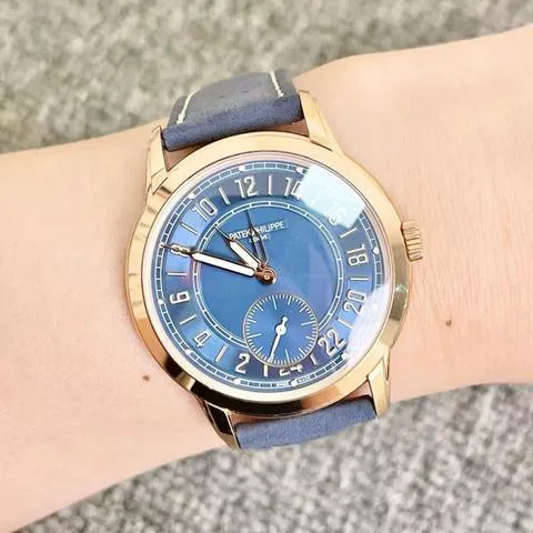 Patek Philippe Travel Time 5224R-001 42mm Rose gold Blue 1