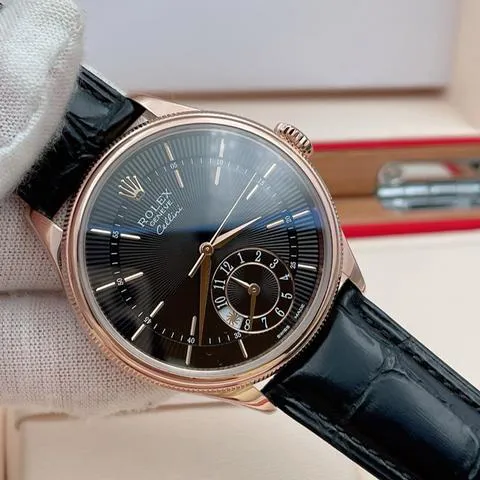 Rolex Cellini 50525 39mm Rose gold Black 3