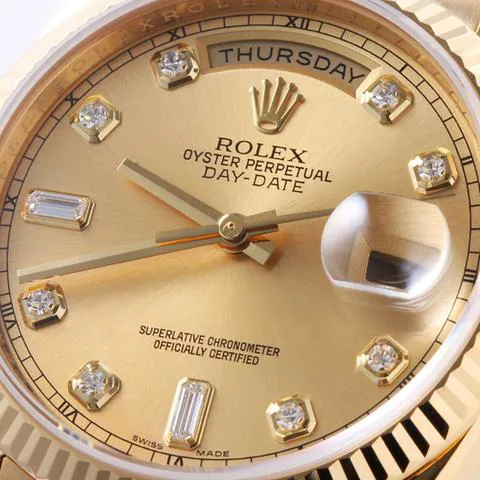 Rolex Day-Date 36 118238A 36mm Yellow gold Champagne 5