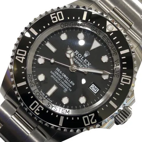 Rolex Sea-Dweller Deepsea 136660 40mm Stainless steel Black