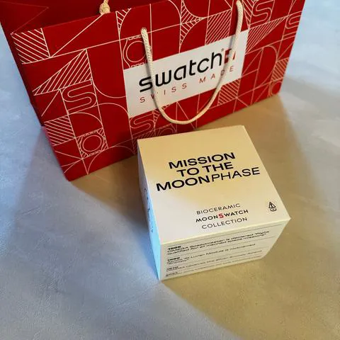 Swatch Moonswatch SO33W700 42mm Ceramic White 4