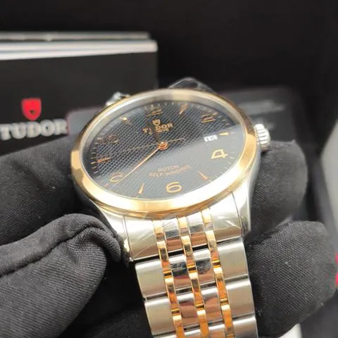 Tudor 1926 M91551-0003 39mm Yellow gold and Stainless steel Black 6