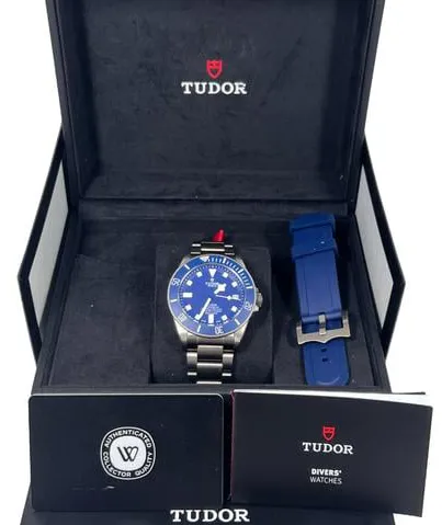 Tudor Pelagos 25600TB 42mm Titanium Blue 5