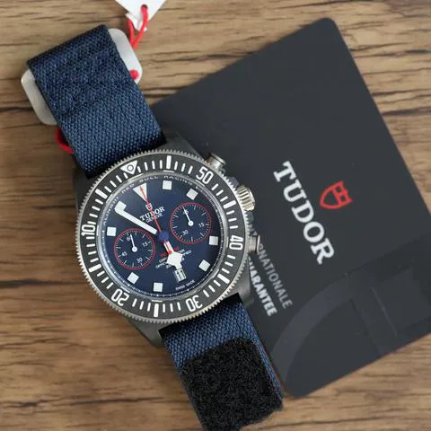 Tudor Pelagos M25807KN-0001 43mm Carbon fiber Blue 5