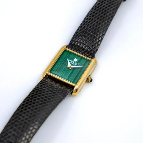 Universal Genève 7900 Yellow gold Green 8