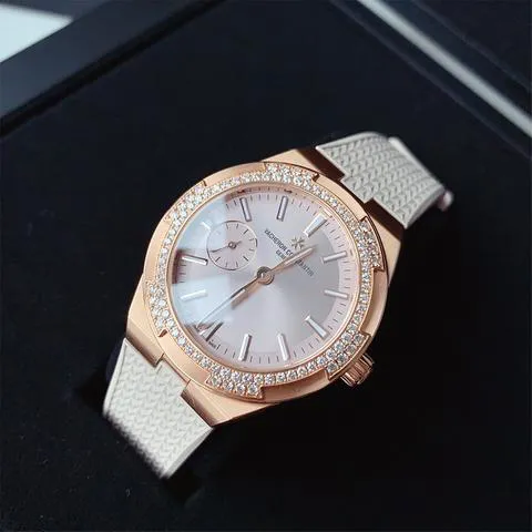 Vacheron Constantin Overseas 2305V/000R-B077 37mm Rose gold Pink