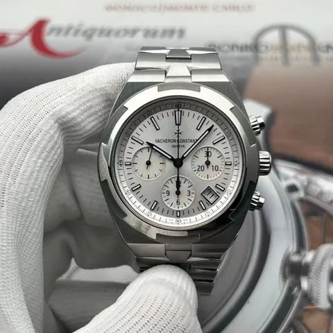 Vacheron Constantin Overseas Chronograph 5500V/110A-B075 42.5mm Stainless steel Silver