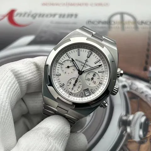 Vacheron Constantin Overseas Chronograph 5500V/110A-B075 42.5mm Stainless steel Silver 2