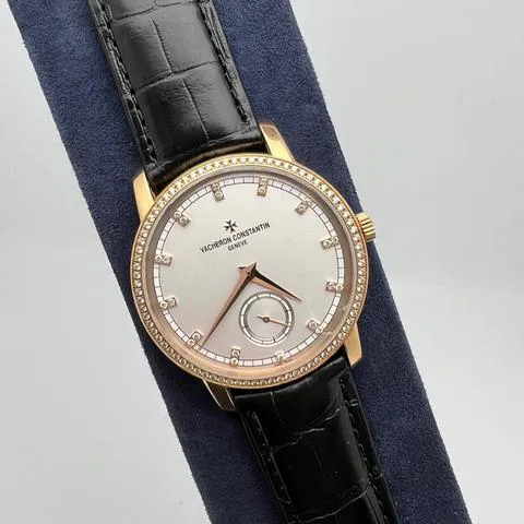 Vacheron Constantin Traditionnelle 82572/000R-9604 38mm Rose gold Silver