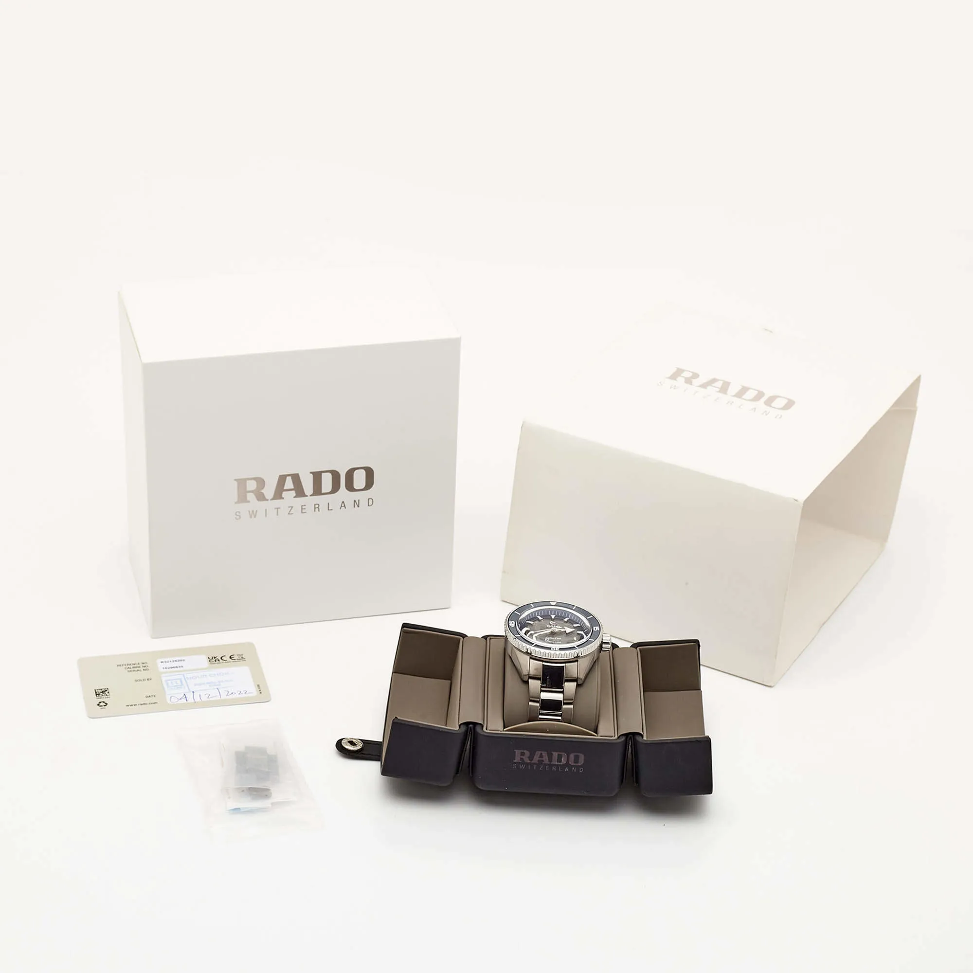 Rado Captain Cook R32128202 43mm Ceramic Blue 10