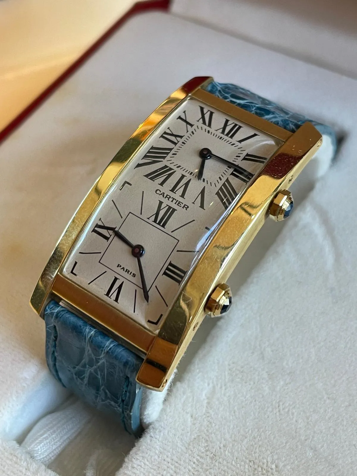 Cartier Tank Américaine 063-90 24mm 18k yellow gold White 3