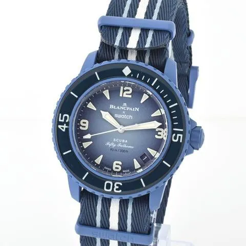 Swatch S035A100 S035A100 42.5mm Ceramic Blue 1