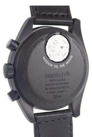 Swatch SO33B700 42mm Ceramic Black 3