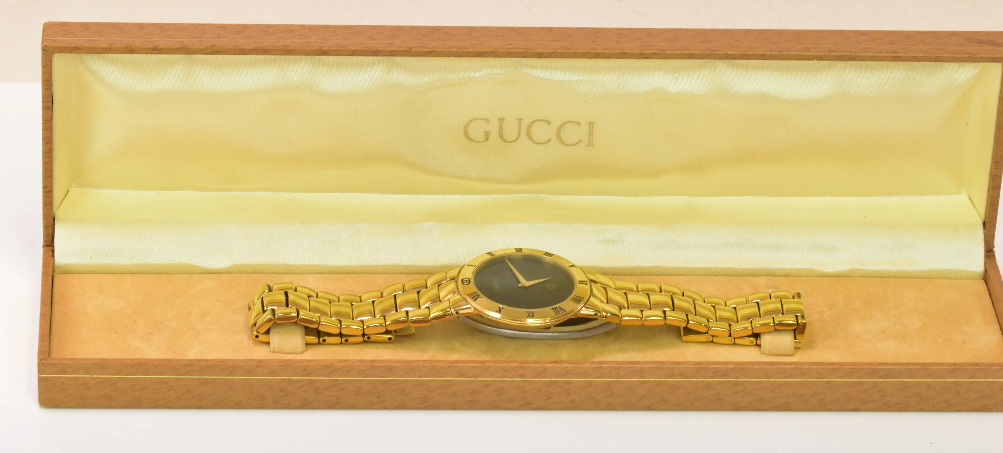 Gucci Gold-plated Black 3