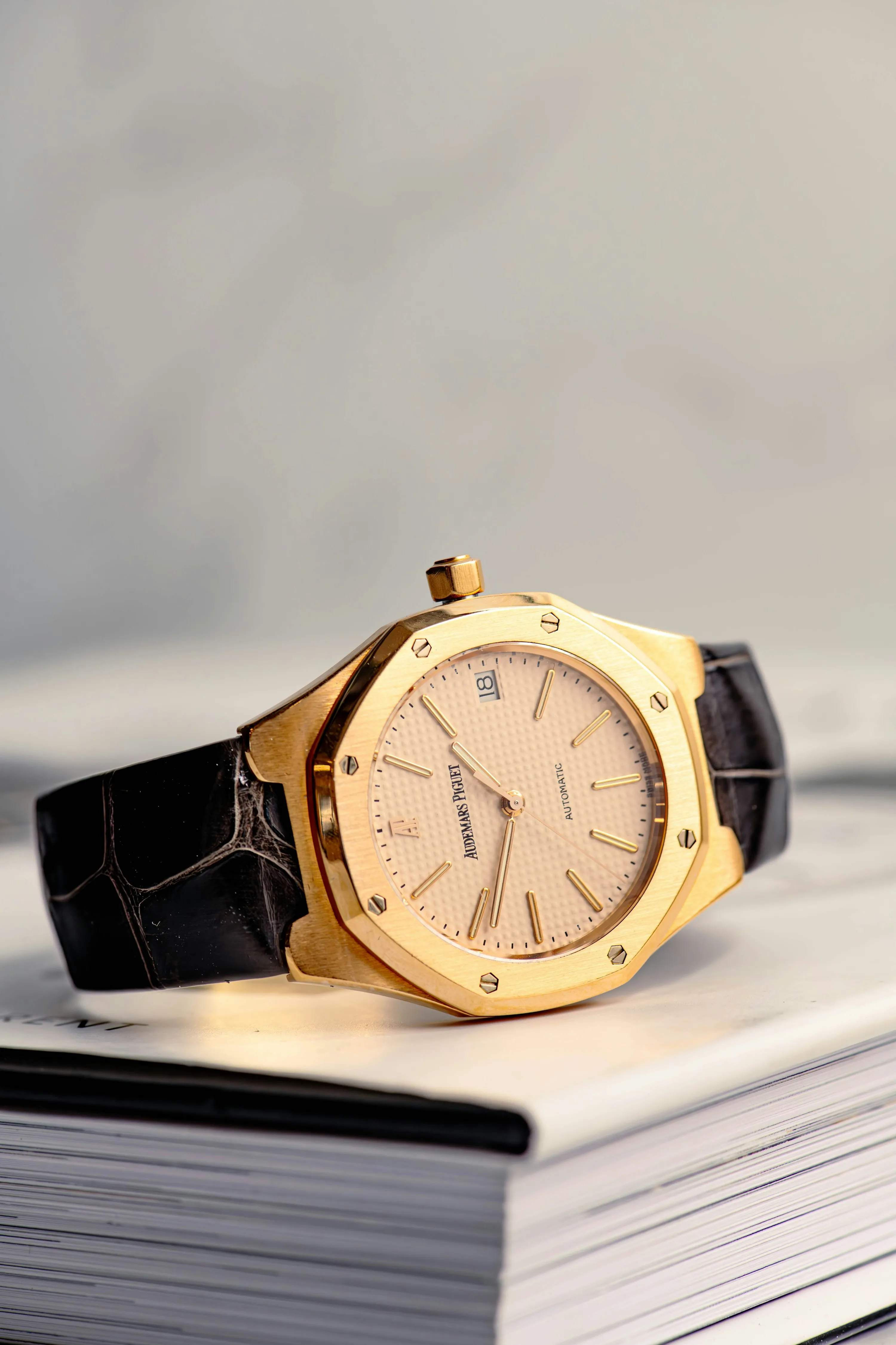 Audemars Piguet Royal Oak 14800OR.OO.0009XX.01 36mm Rose gold Cream 7