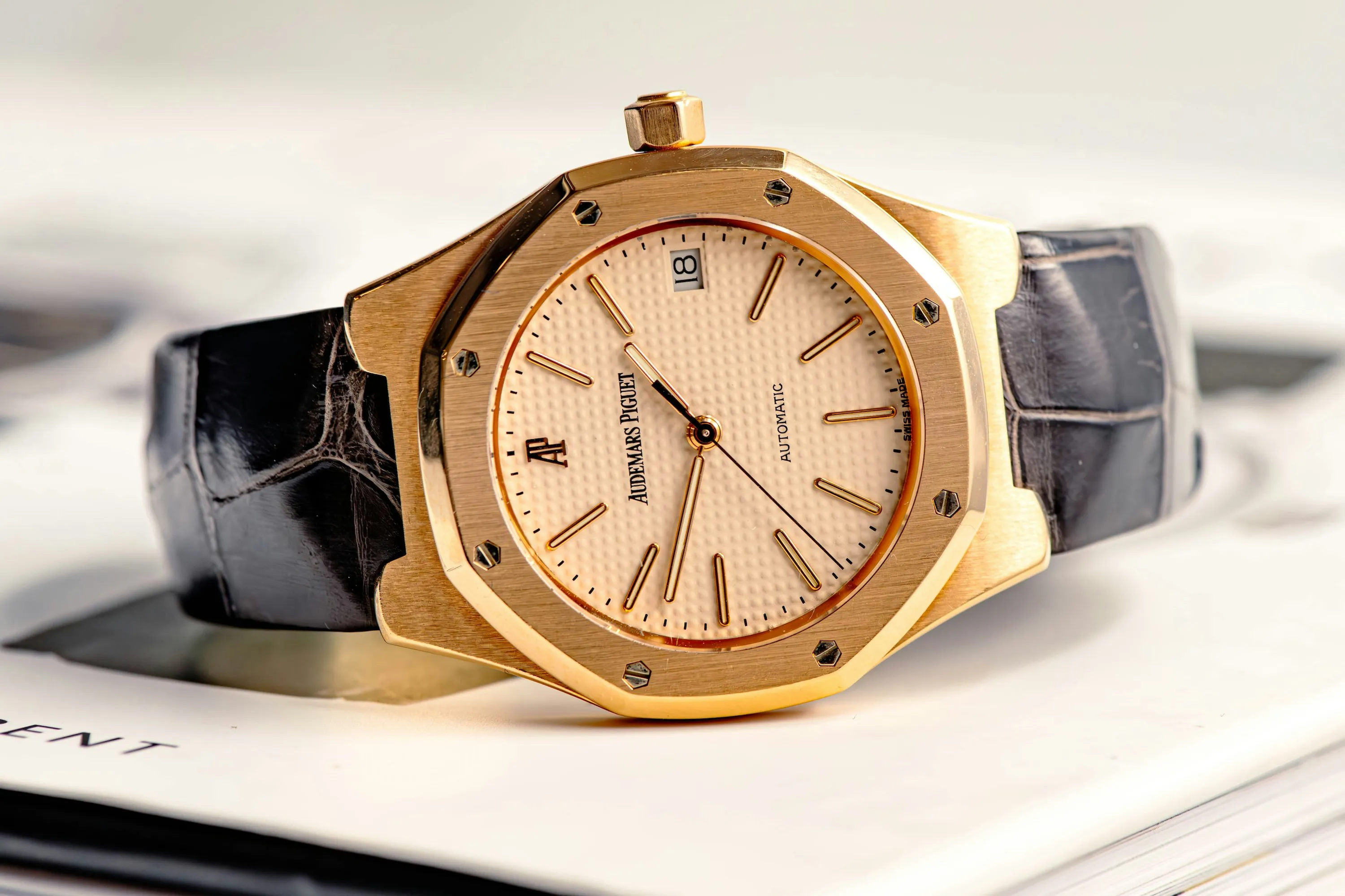 Audemars Piguet Royal Oak 14800OR.OO.0009XX.01 36mm Rose gold Cream 21