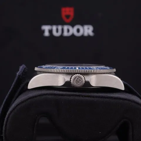 Tudor Pelagos 25707B/22 42mm Titanium Blue 6