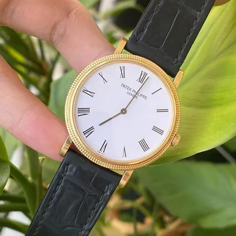 Patek Philippe Calatrava 5120J-001 35mm Yellow gold White 2