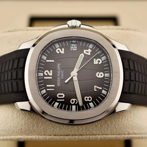 Patek Philippe Aquanaut 5167A-001 40mm Stainless steel Black 1