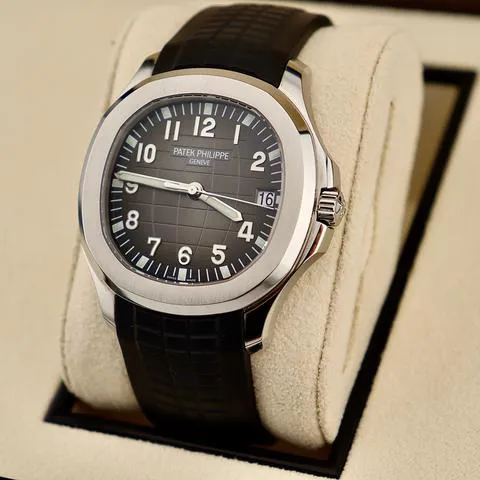 Patek Philippe Aquanaut 5167A-001 40mm Stainless steel Black 7