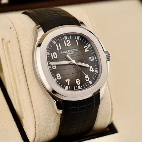 Patek Philippe Aquanaut 5167A-001 40mm Stainless steel Black 9