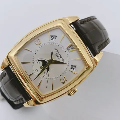 Patek Philippe Gondolo 5135J 38mm Yellow gold Silver 2