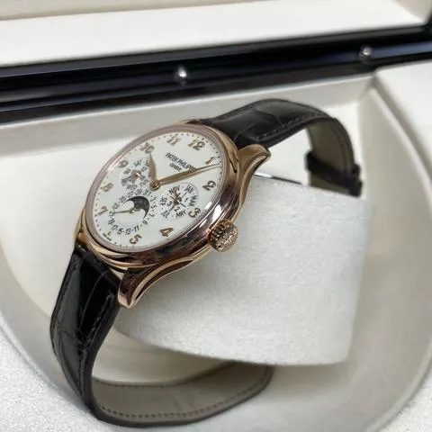 Patek Philippe Perpetual Calendar 5327R-001 39mm Rose gold White 10