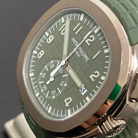 Patek Philippe Aquanaut 5968G-010 42mm White gold Green 7