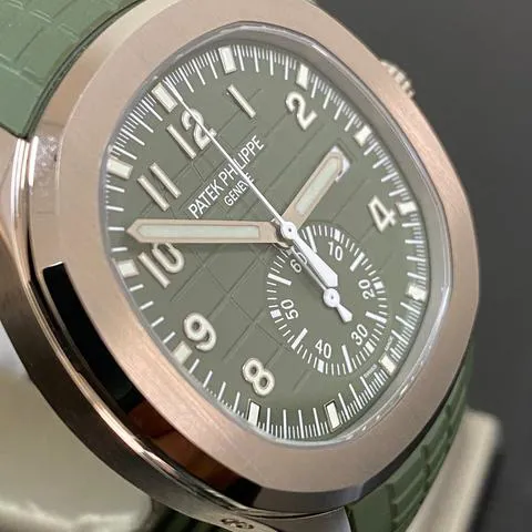 Patek Philippe Aquanaut 5968G-010 42mm White gold Green 8