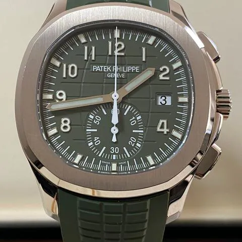 Patek Philippe Aquanaut 5968G-010 42mm White gold Green 9