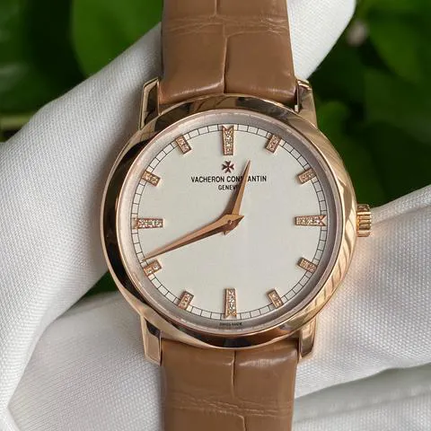 Vacheron Constantin Traditionnelle 25155/000R-9585 30mm Rose gold Silver