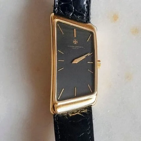 Vacheron Constantin 1972 35202 21mm Yellow gold Black 1