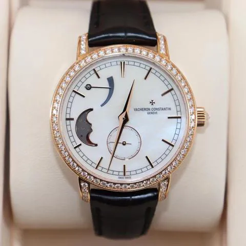 Vacheron Constantin Traditionnelle 83570/000R-9915 36mm Rose gold White Mother of Pearl 1