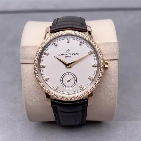 Vacheron Constantin Traditionnelle 82572/000R-9604 38mm Rose gold Silver