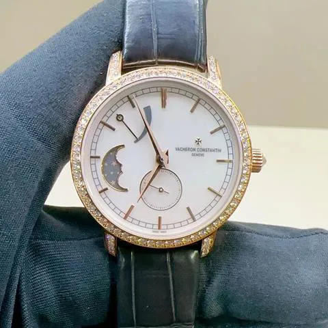 Vacheron Constantin Traditionnelle 83570/000R-9915 36mm Rose gold White Mother of Pearl