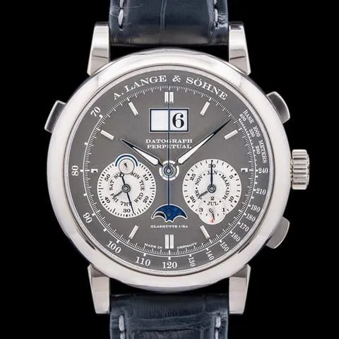 A. Lange & Söhne Saxonia 410.038E 41mm White gold Gray