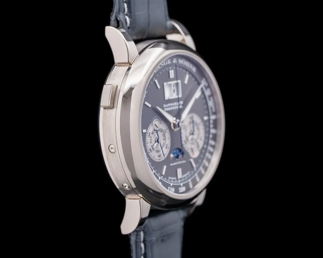 A. Lange & Söhne Saxonia 410.038E 41mm White gold Gray 1