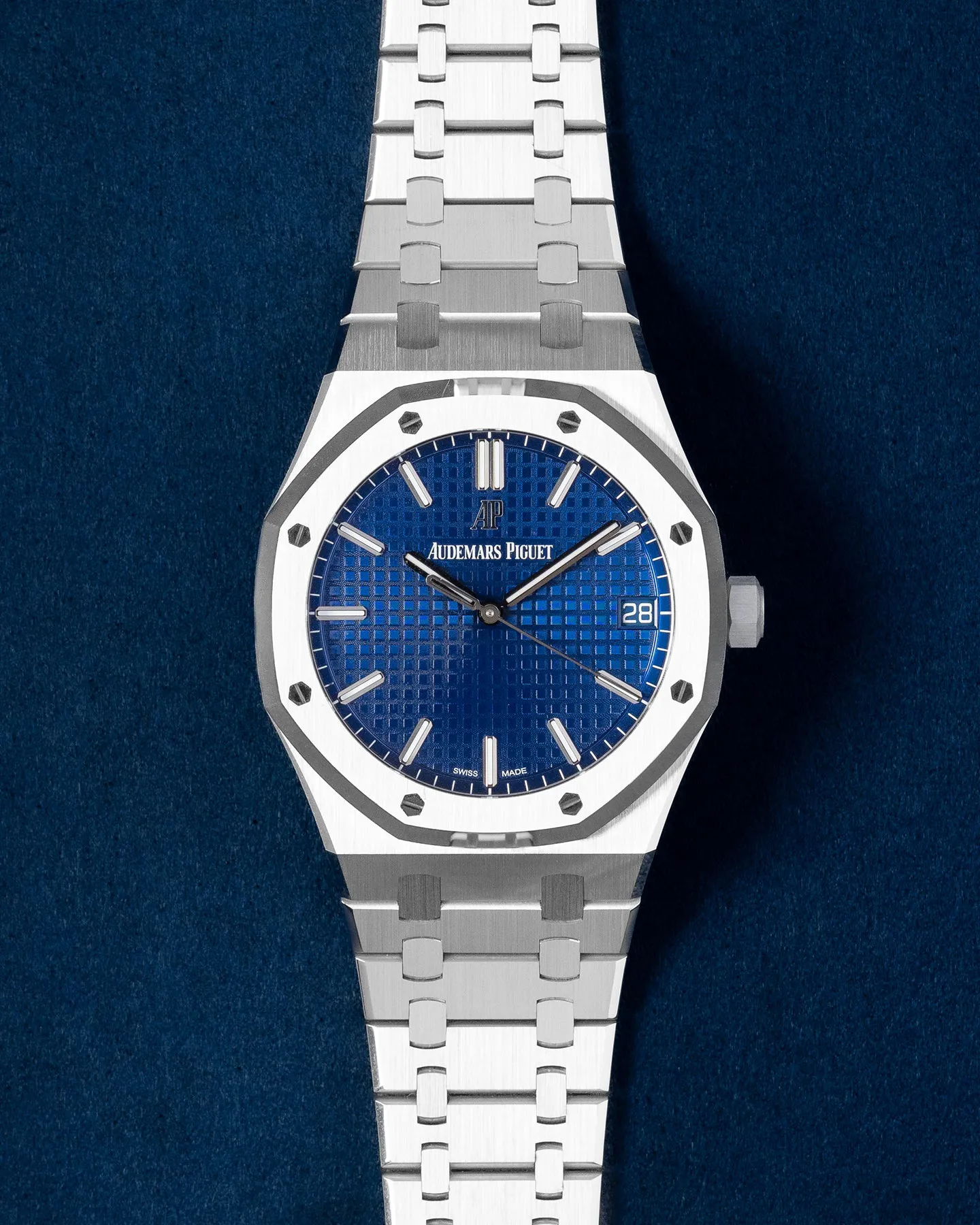 Audemars Piguet Royal Oak 15503BC 41mm White gold Blue