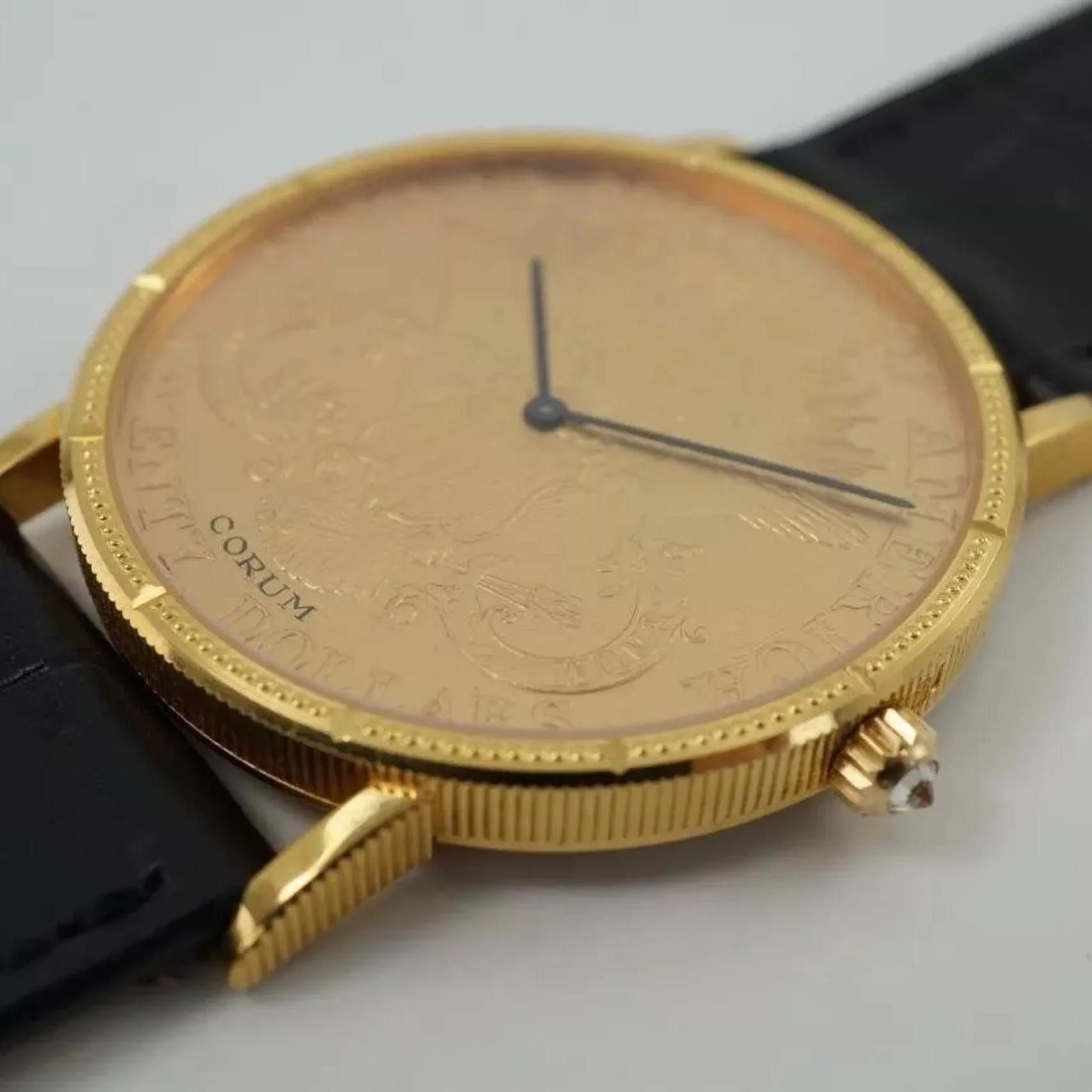 Corum Coin 1904 35mm Yellow gold Golden 1