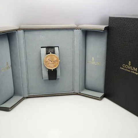 Corum Coin Watch 35mm Yellow gold 5