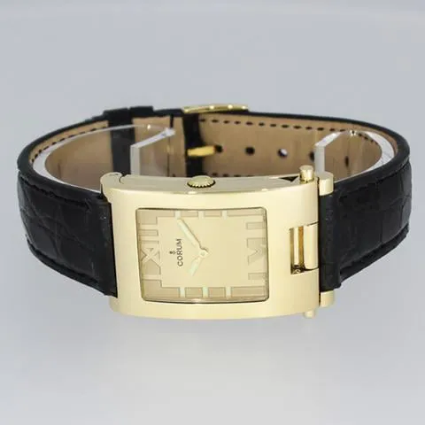 Corum Tabogan 64.151.56 24.5mm Yellow gold Gold 10