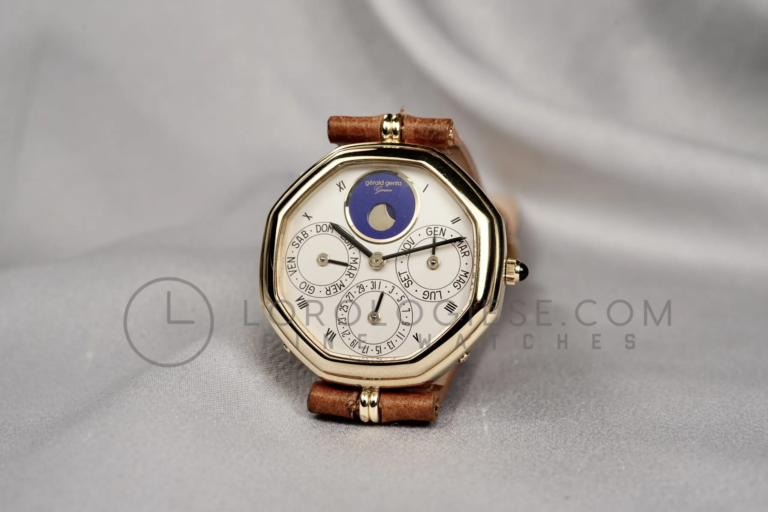 Gérald Genta Perpetual Calendar G 2213.4 31mm Yellow gold Silver 3