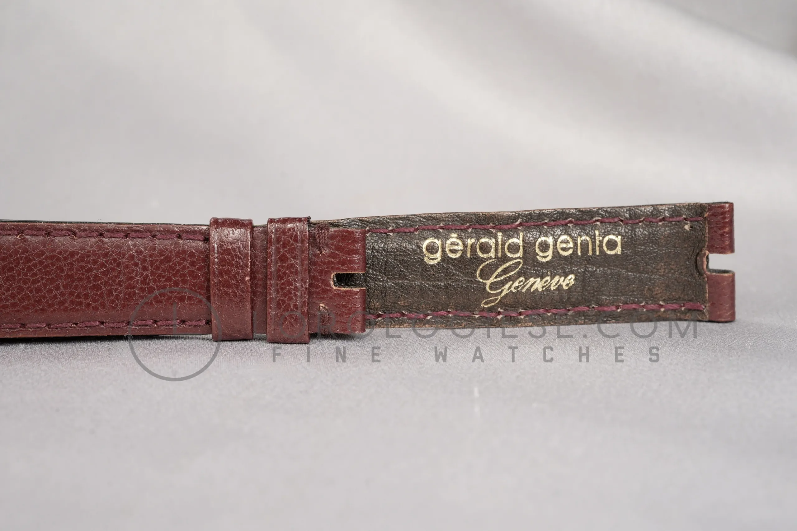 Gérald Genta Perpetual Calendar G 2213.4 31mm Yellow gold Silver 13