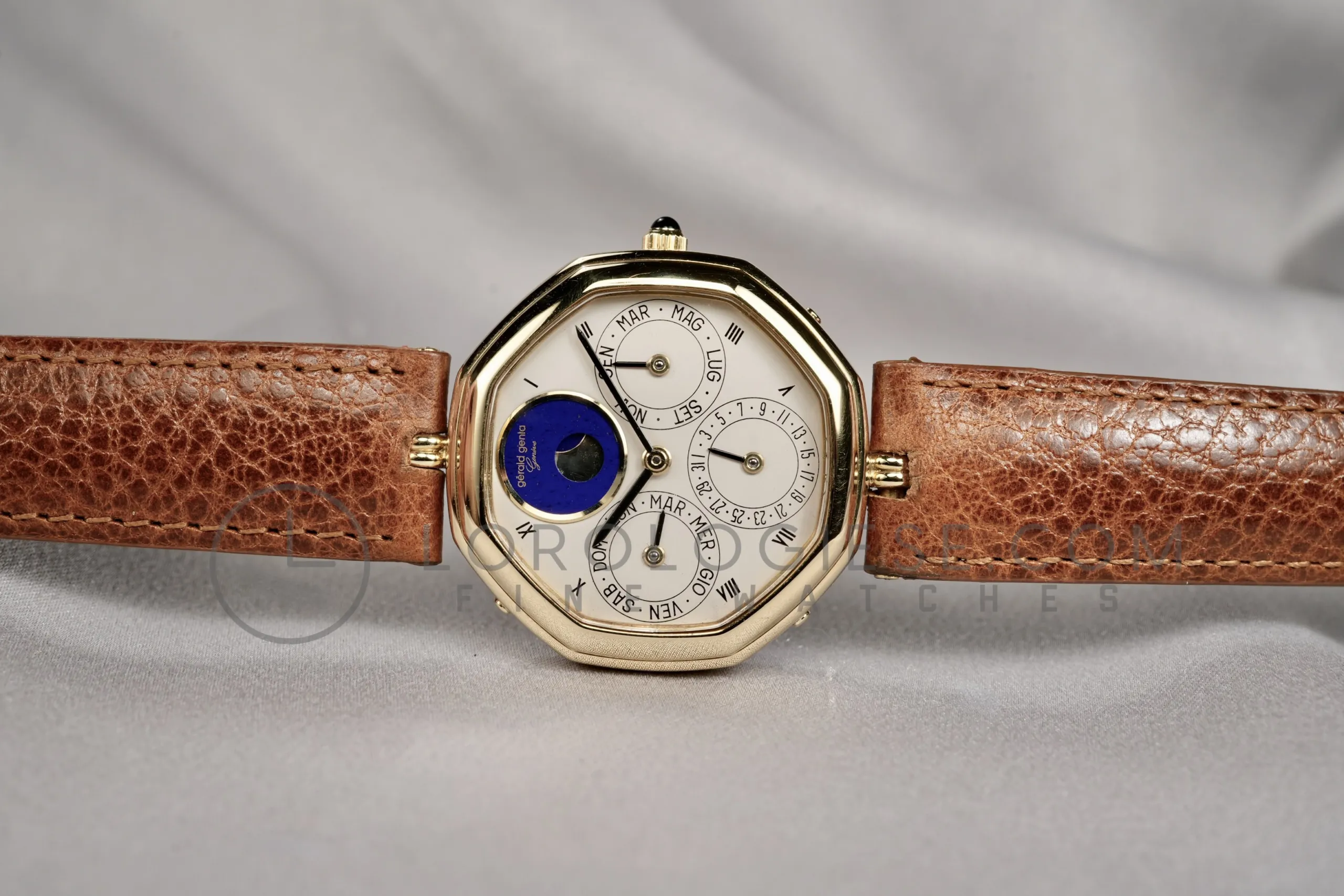 Gérald Genta Perpetual Calendar G 2213.4 31mm Yellow gold Silver 15