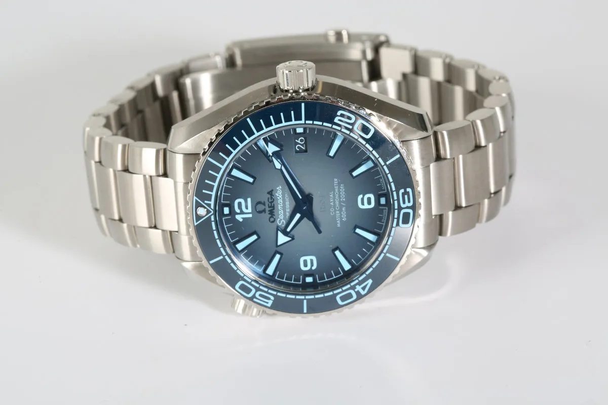 Omega Planet Ocean 600M 215.30.40.20.03.002 39.5mm Stainless steel Blue