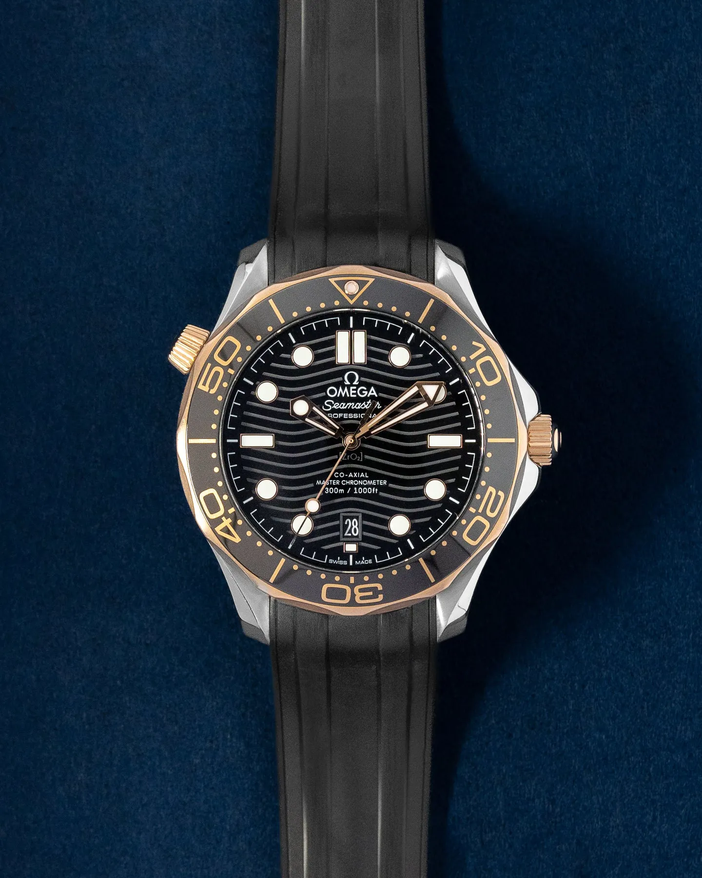 Omega Seamaster Diver 300M 210.22.42.20.01.002 42mm Rose gold Black