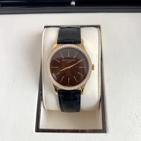 Patek Philippe Calatrava 4897R-001 33mm Rose gold Brown 2